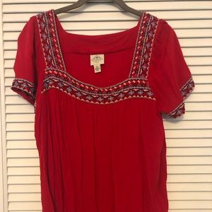 Beautiful, embroidered St. John’s Bay short sleeved red top